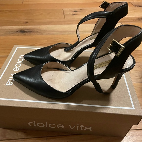 Louise et Cie Shoes - Women’s black ankle strap heels